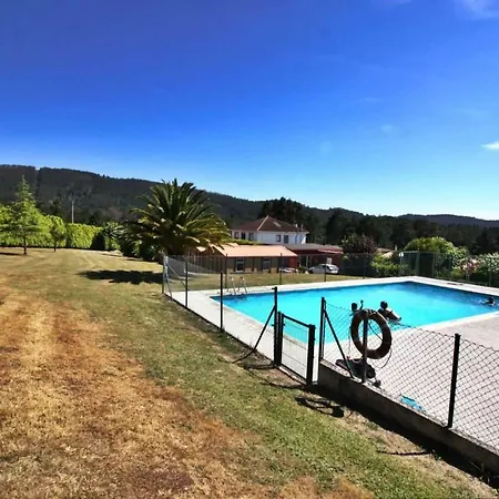 As Nevedas ホリデーパーク *